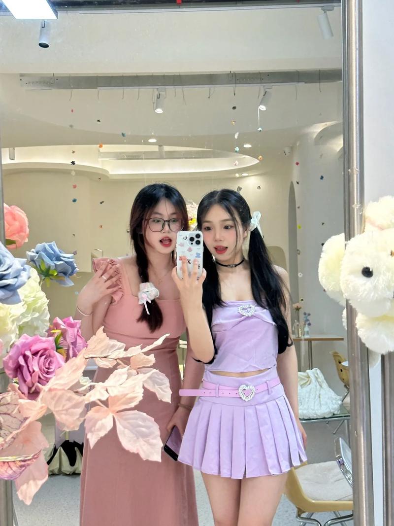 想和女神约会吗?女神驾到夏日甜心下载