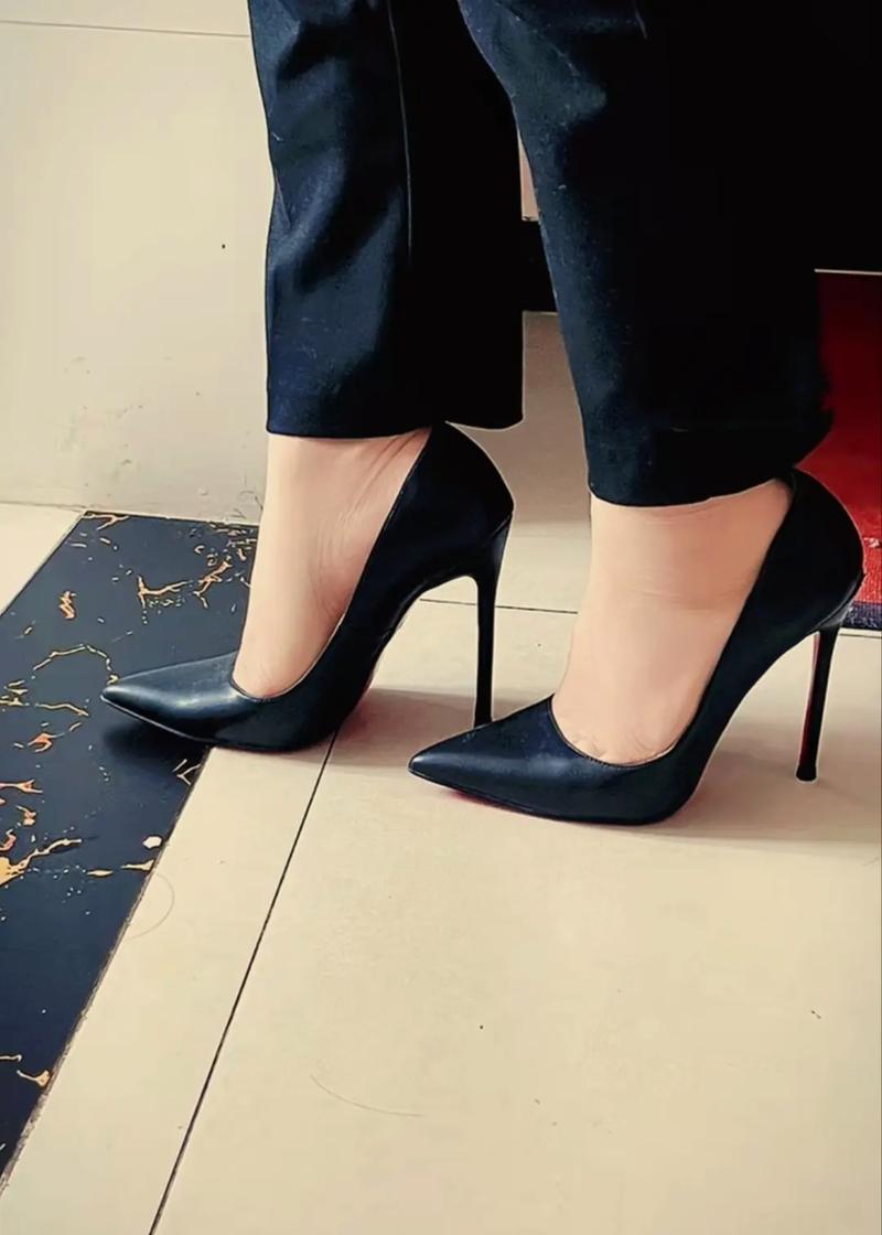 想看罪孽高跟鞋?教你快速下载观看