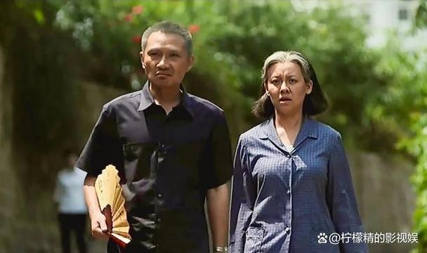 奉献的困境版本大全：哪个版本最能打动你？