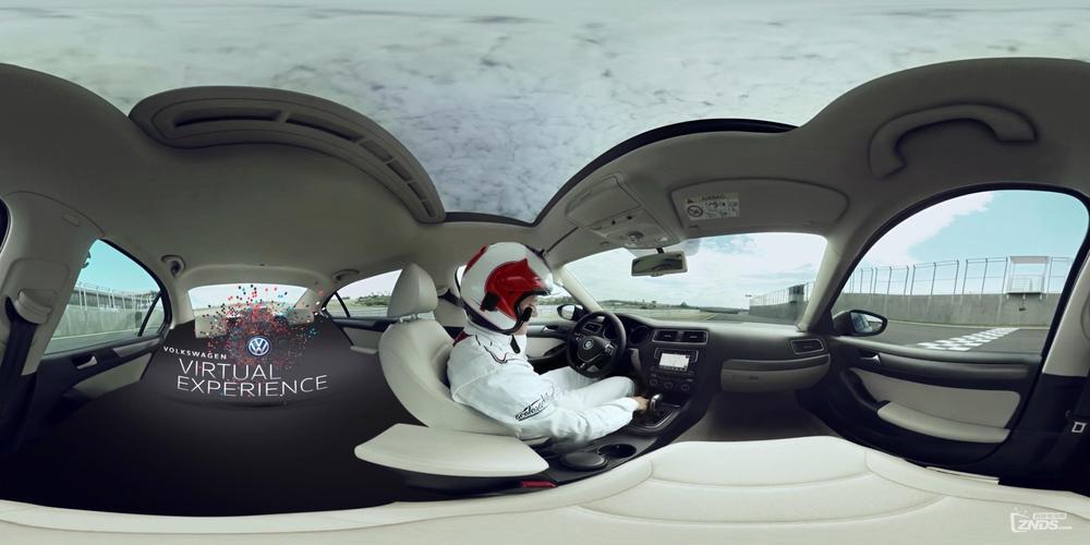 赛道狂飙哪个版本好玩?老司机带你选对版本!