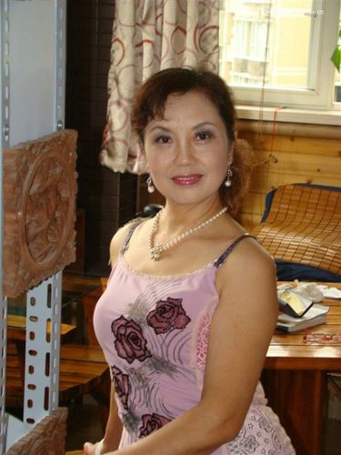 还在找徐娘半老第一季游戏介绍?看这篇就够了!