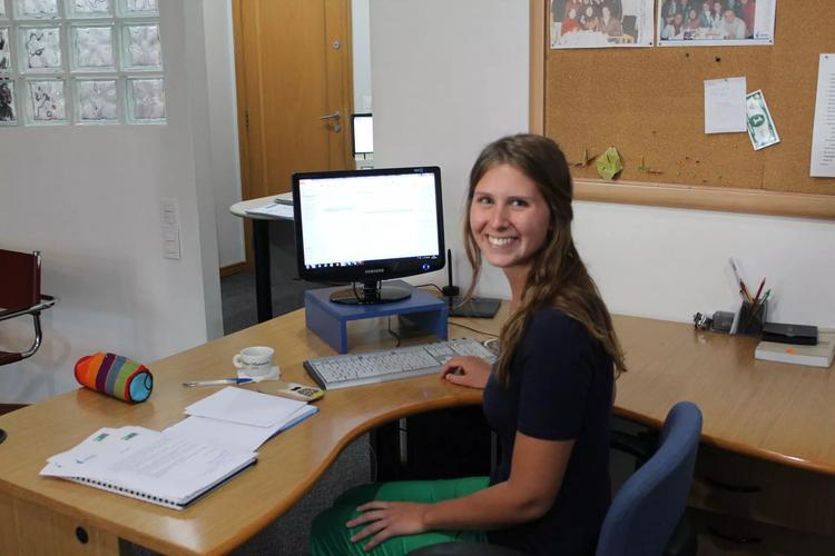 办公室潜规则下载地址分享,手把手教你免费获取!