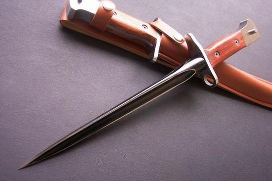 异变战区2在哪下载?这里有最全的下载教程!