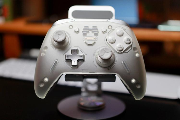 峰回路转游戏荒？内置汉化+论坛地址分享（解决无法访问）