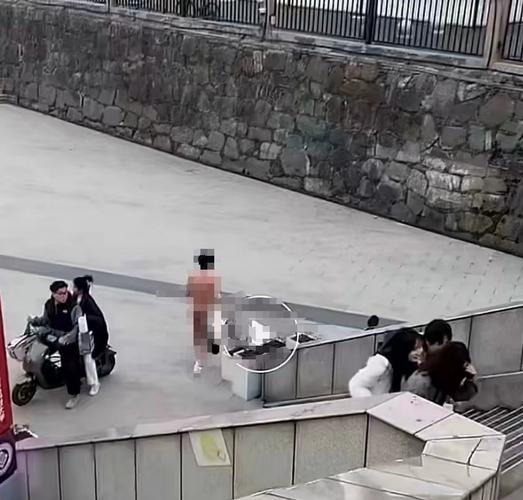 裸体学院版本有哪些?这里有超全的裸体学校版本大全!