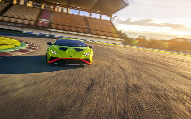 无限试驾2：夏威夷风光，尽情驰骋赛道