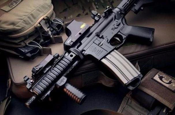 M4A1步枪全方位解读:优缺点及未来发展趋势