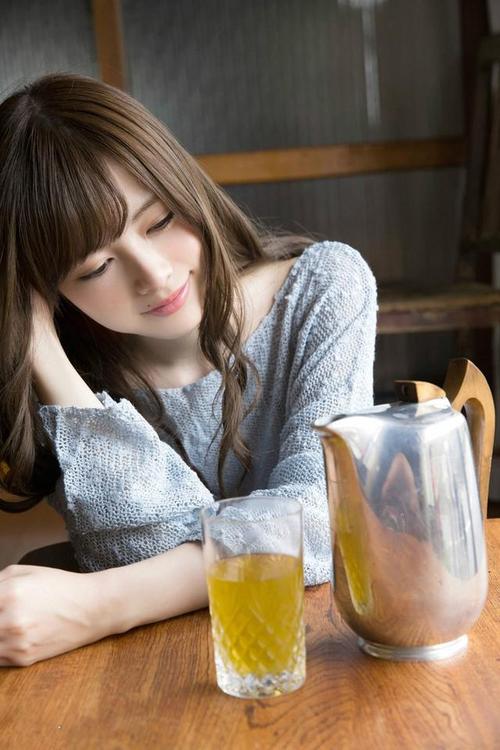 超级星探游戏详解:帅哥探秘女孩心事,体验沉浸式恋爱