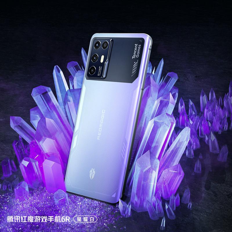 闪耀星路手游下载：6G超大容量精彩内容