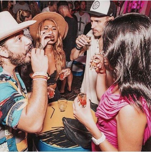 夜蒲觅爱最新版本剧情:揭秘夜店爱情故事