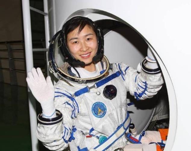 中国首位女航天员刘洋:她参与的航天任务是哪个?