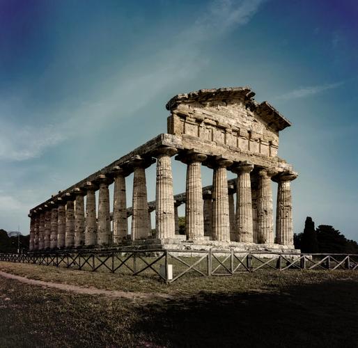 神庙故事:探访那些充满传奇色彩的神庙