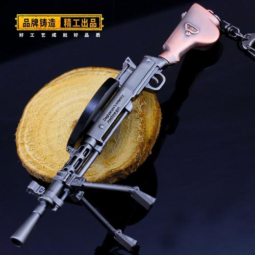 游戏里的DP28强吗?深度解析这把“大盘鸡”机枪!