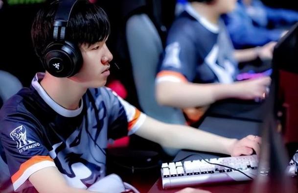 LGD韦神:电竞天才的辉煌与低谷