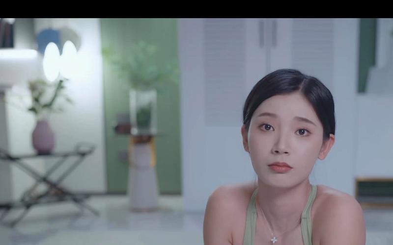 完蛋我被美女包围了全集:六位美女环绕的甜蜜生活