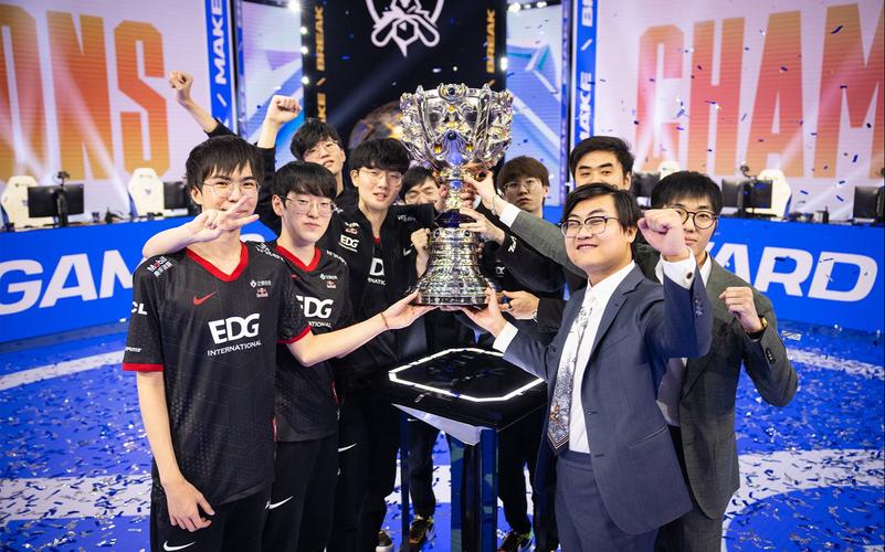 WE战队S3夺冠之路:那些年我们一起追过的电竞梦