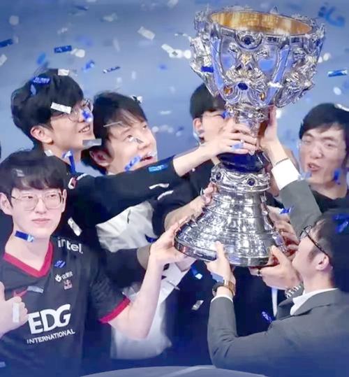 深度解读EDG俱乐部:从成立到巅峰的逐梦历程