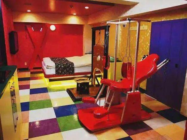 想玩刺激的模拟游戏?性爱酒店模拟器游戏官网带你体验