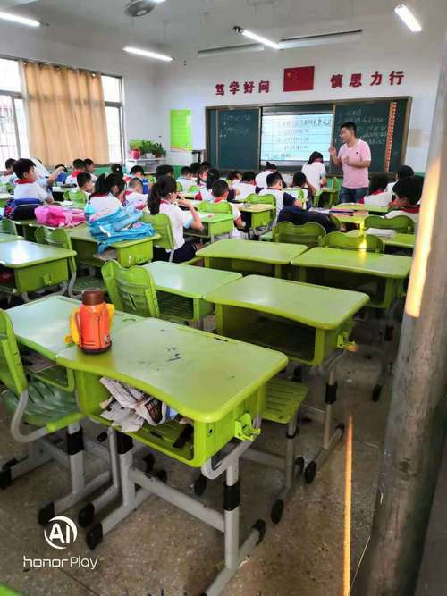 韩老师的课后辅导最新版本：精彩剧情，等你来探索