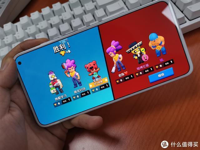 沉浸式宫廷手游:菜鸟守卫与女王陛下官方网站正式上线