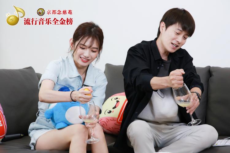 午夜撒娇官网游戏体验:深夜福利大放送?