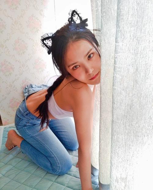 寻找偶像人妻下载途径?分享几个靠谱的下载方法