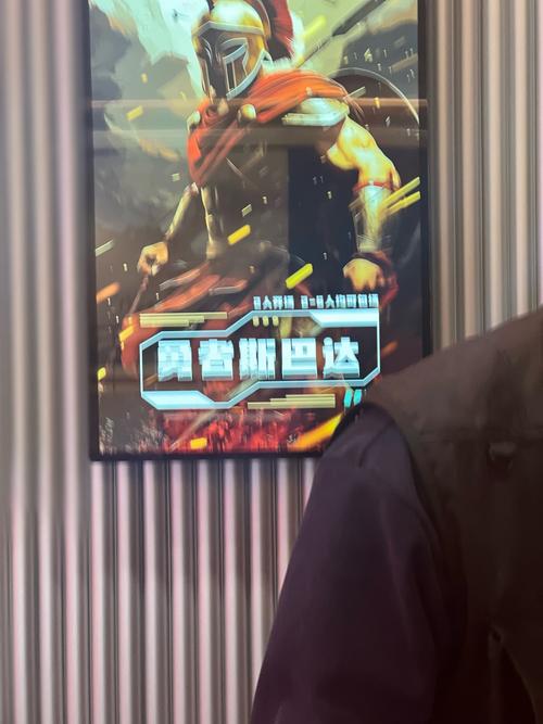 脚下的正常生活游戏介绍:大学新生活与女孩们的奇妙邂逅