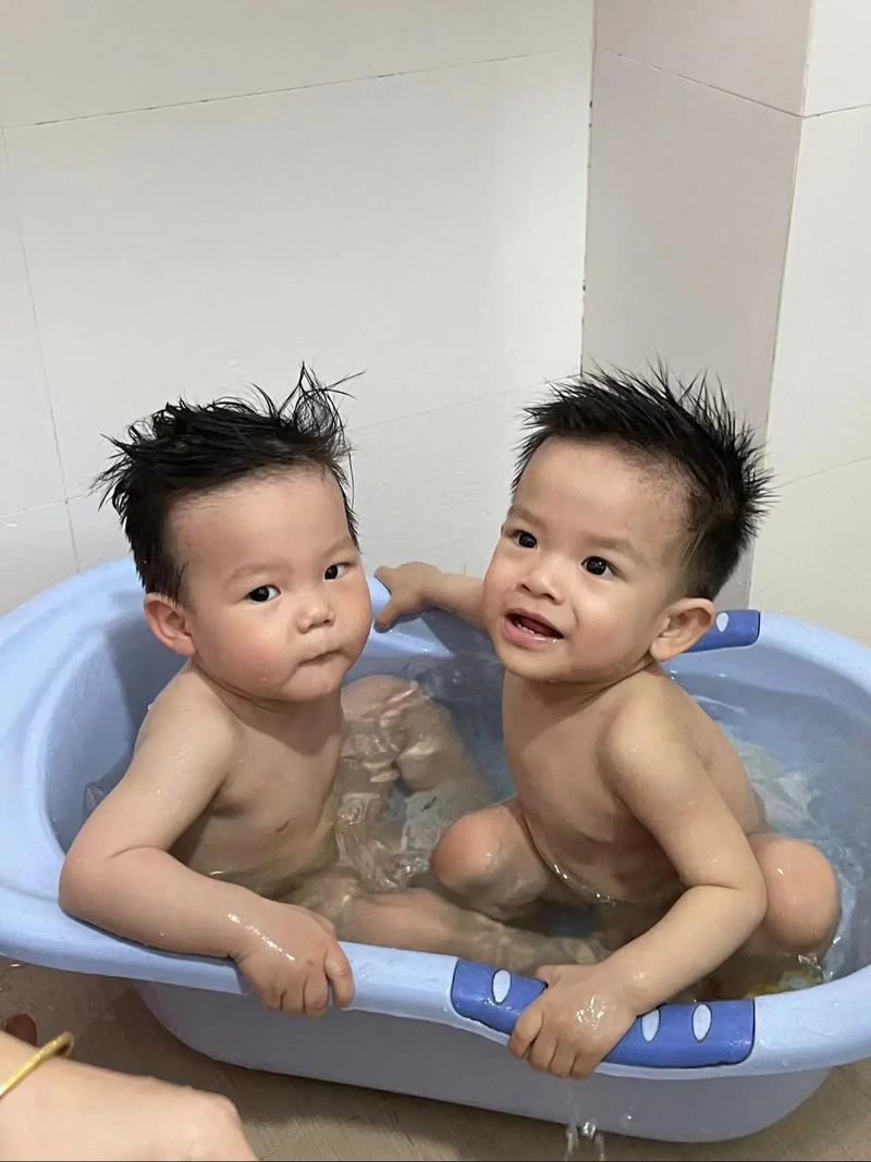 给弟弟的夏日惊喜!最好玩的棒棒糖主题游戏