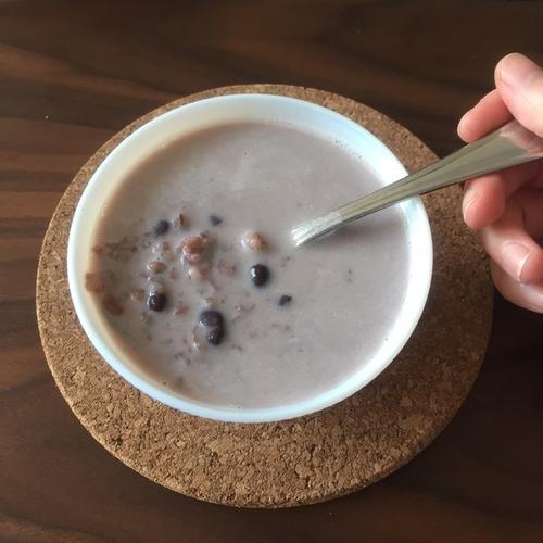 草莓粥粥最新地址分享,不容错过的高清作品!