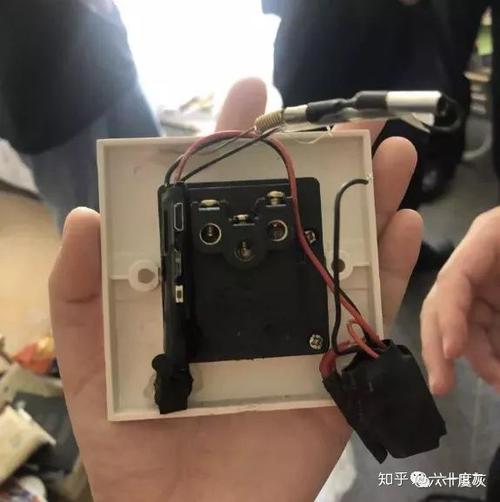 想下载盗摄视奸视频？先了解法律风险！