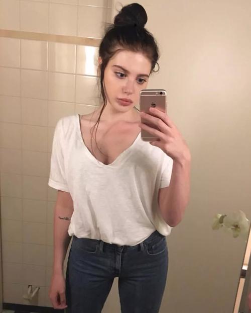 对班女生用色情券？小熊最新事件内幕曝光！