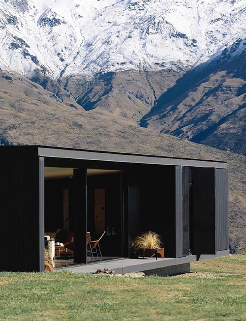 最火爆的雪山别墅和三个女孩的做爱假期安卓游戏，等你来玩