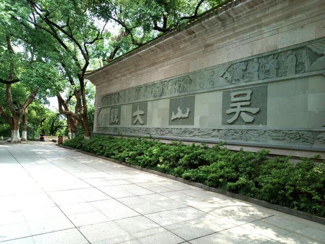 快来看!小绿山内有海阁汉化版更新啦!