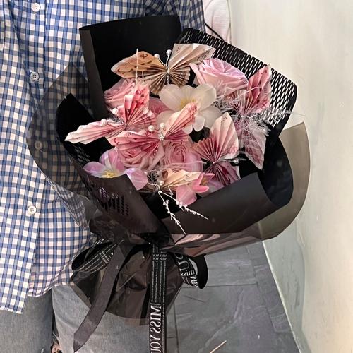 520送女友什么礼物?甜心选择520绅士游戏超赞选择