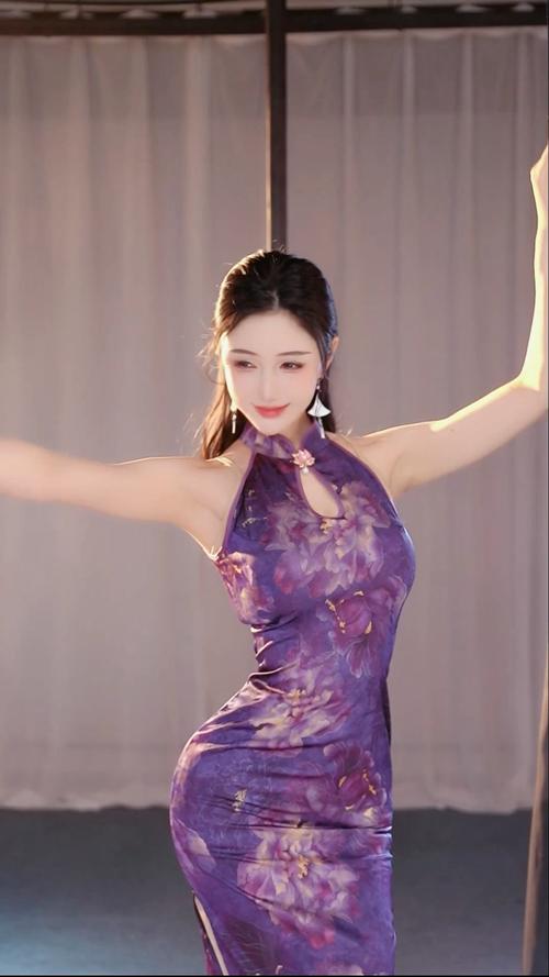 想下载热舞女郎?这里有你需要的下载链接!