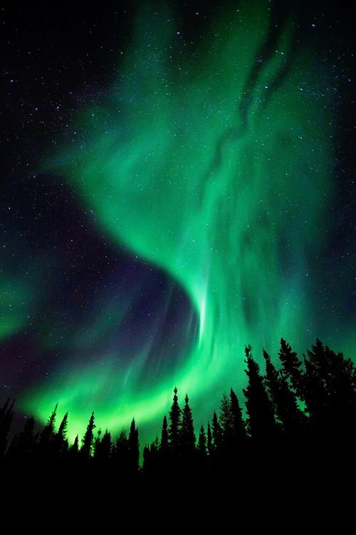 想玩北极光？安卓版下载方法在这里！