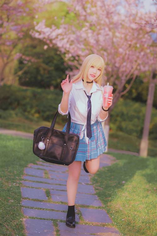 更衣人偶内有X游社安卓版下载，火辣COS等你体验！