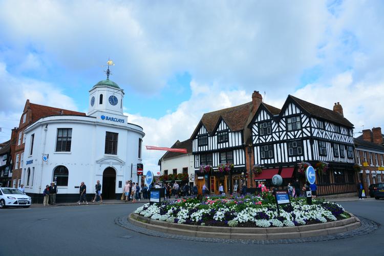 想玩斯拉特福德?这里有你需要的版本大全