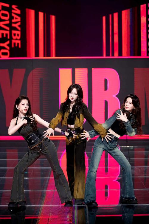 闭嘴跳舞下载地址大全,各种版本任你选