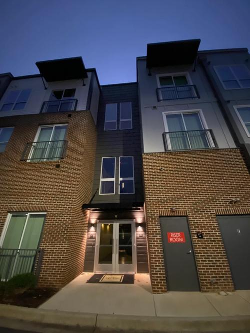 公寓大楼版本大全:从学生宿舍到高级公寓,总有一款适合你