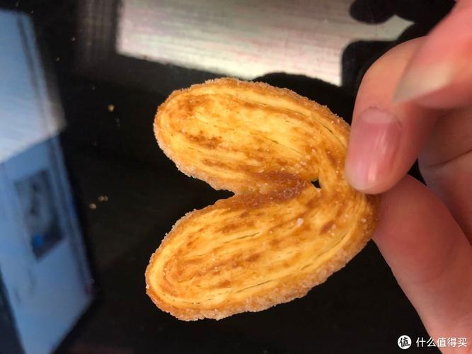 母上攻略旧版合集与最新版本对比,哪个更值得一玩?