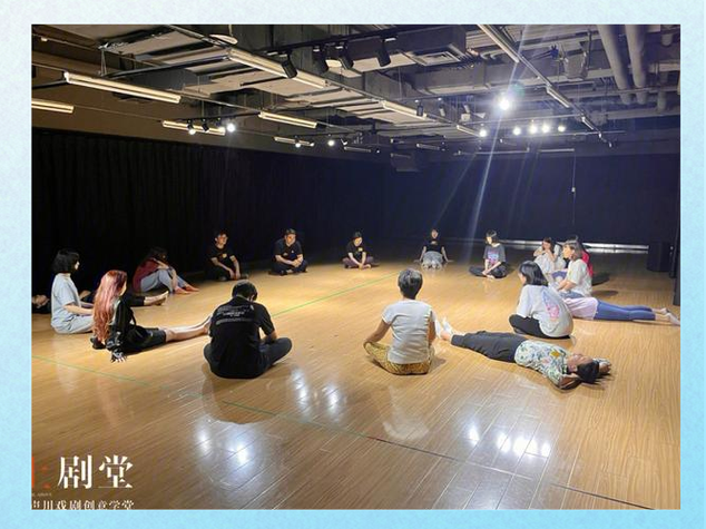 想下载表演课最新版?官方正式版下载地址来了!