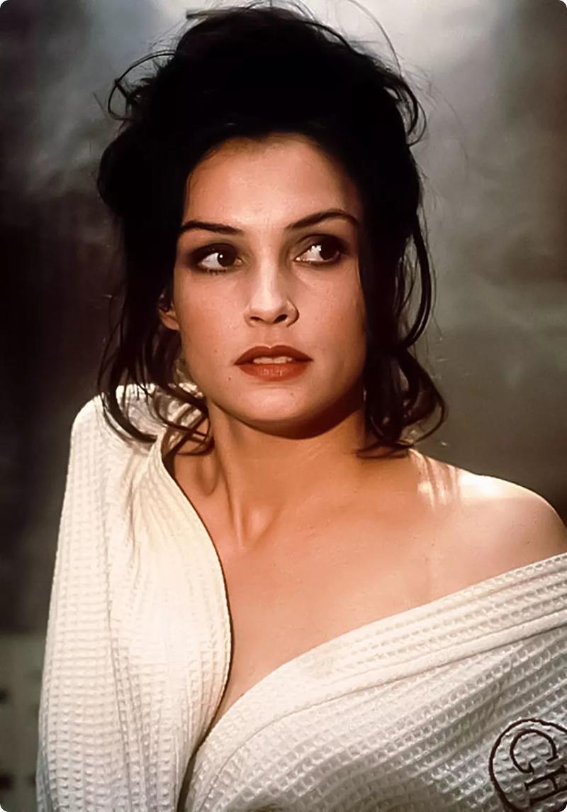 寻找冠军II:女郎帝国下载地址?这里有最新版本下载