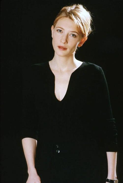 如何下载艾米丽布兰切特游戏?新手玩家下载教程