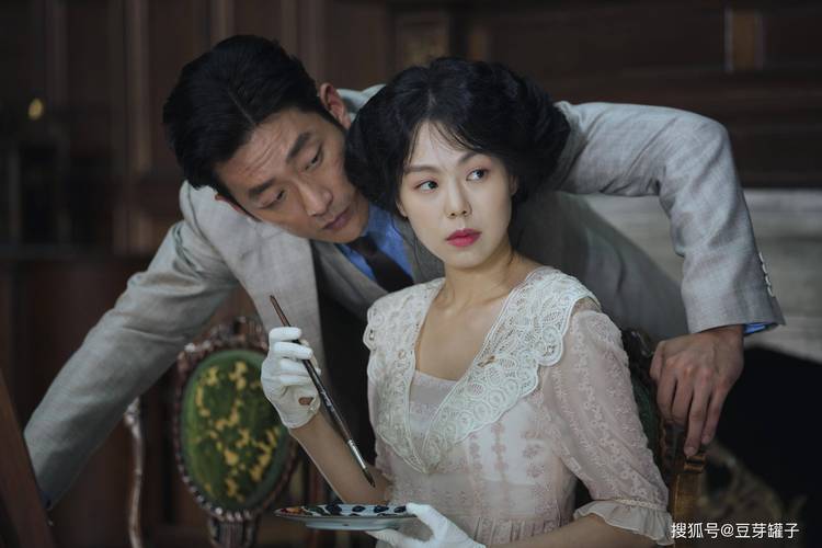 生活在诱惑之中官网:一个女佣的惊人计划