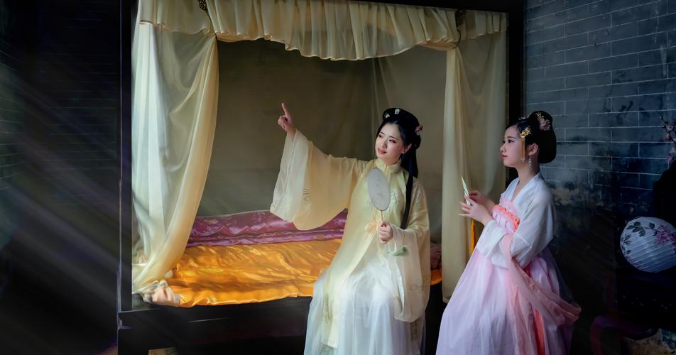 最火都市媚影绅士游戏:彩云篇震撼来袭!