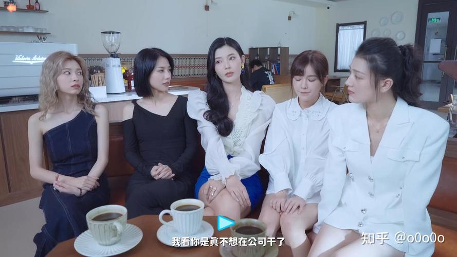 最新完蛋我被美女包围了汉化版:更新内容深度解析