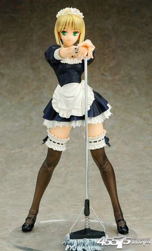 与三位女仆的华丽日常游戏下载：开启你的梦幻女仆生活