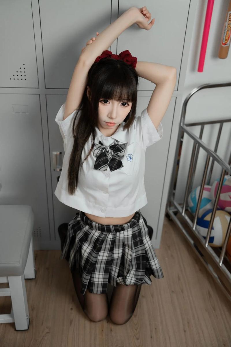 在员工室与JK度过的日常更新地址:安卓+PC版下载