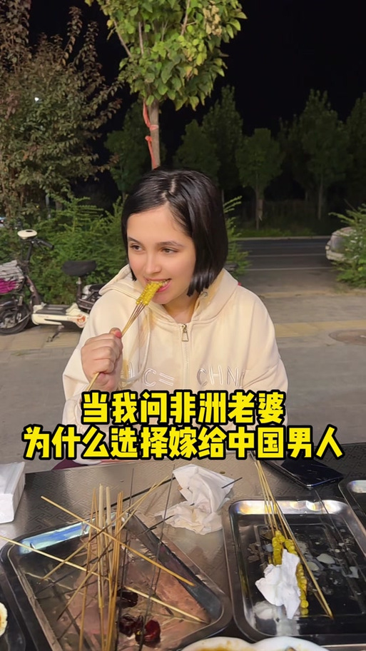 热门游戏隔壁太太今天也独自一人2版本大全:资源获取途径